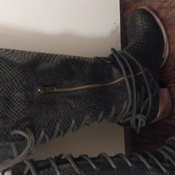 Freebird Boots - Picture 5 of 9